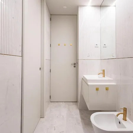 Apartmentsporto - Almada Aliados 318 Apartments *